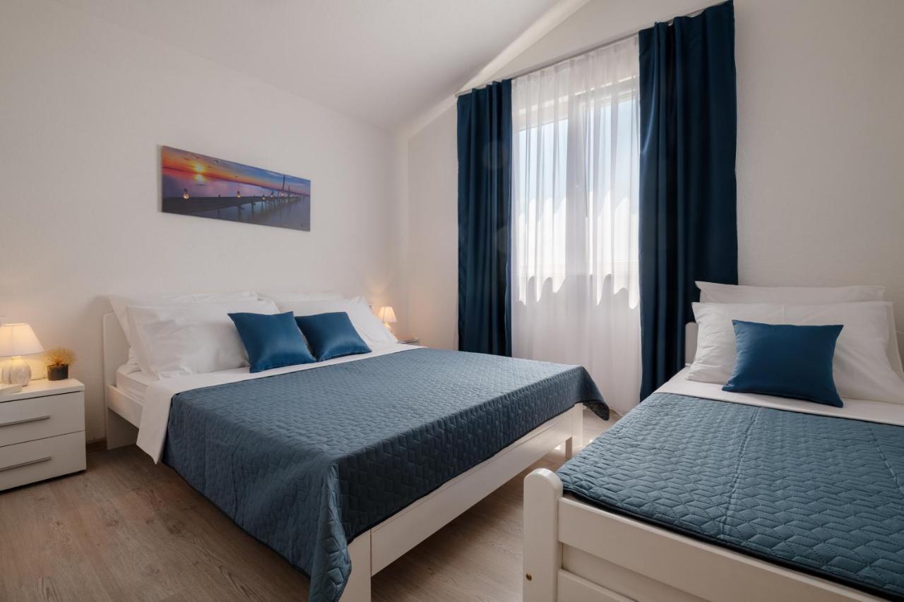 Apartmani Mate נאום מראה חיצוני תמונה
