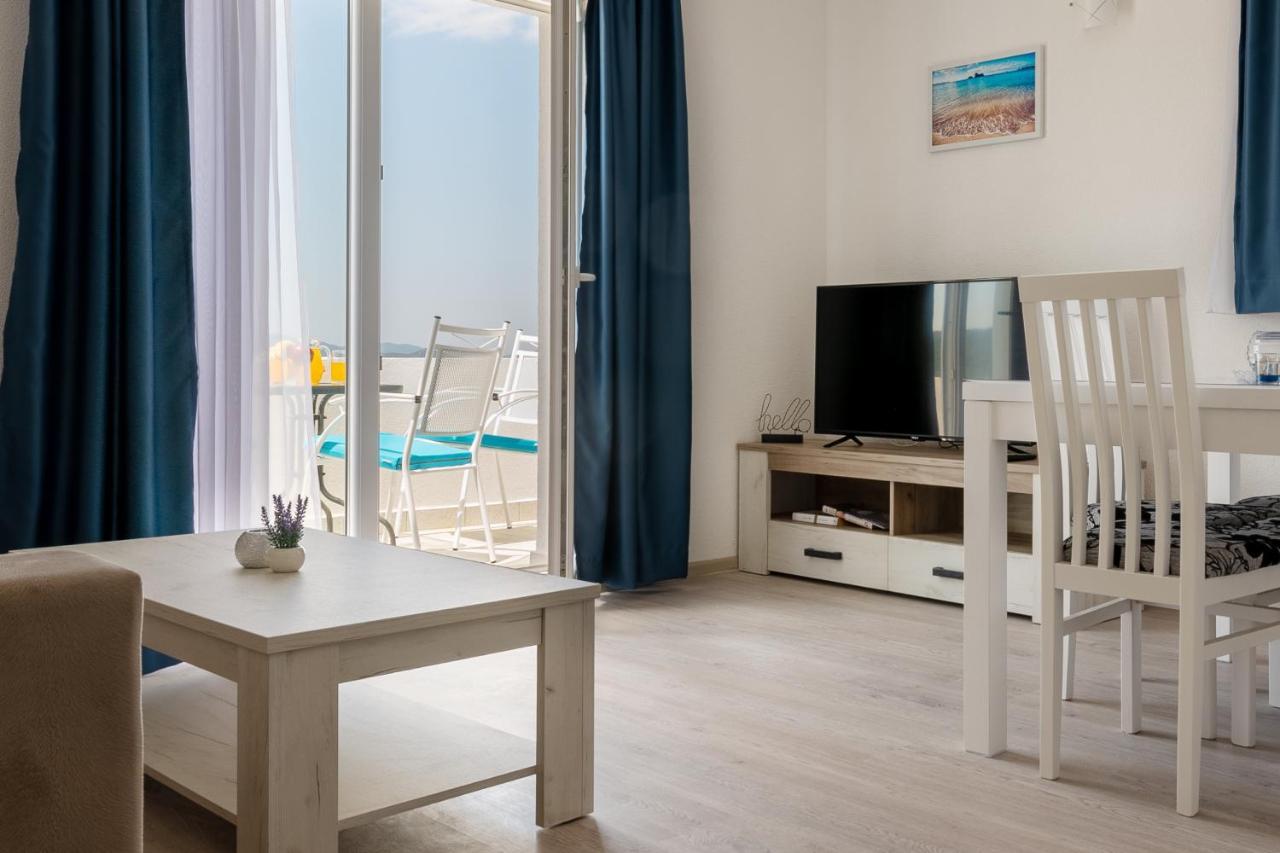 Apartmani Mate נאום מראה חיצוני תמונה