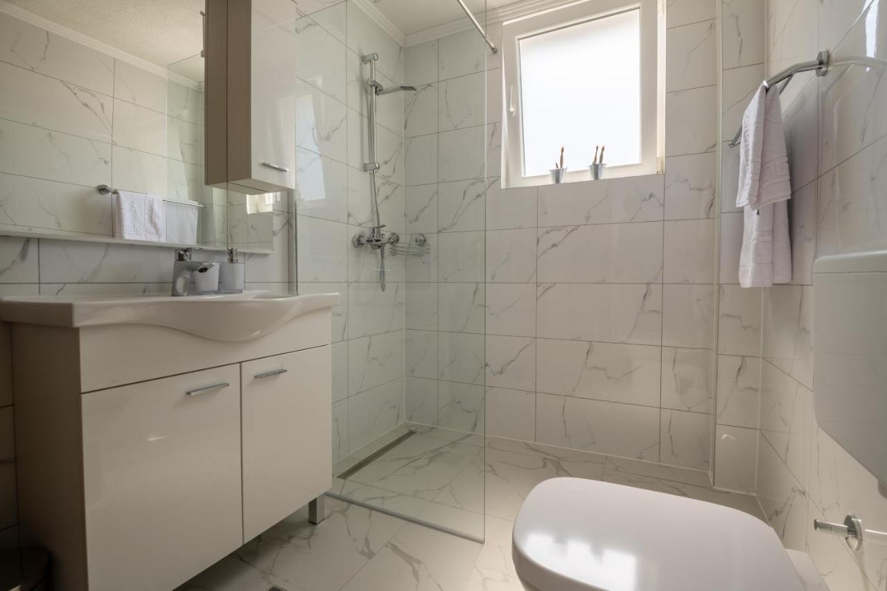 Apartmani Mate נאום מראה חיצוני תמונה